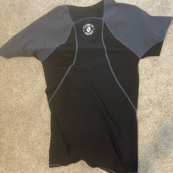 Clinch gear Rashguard - Picture 3 of 3